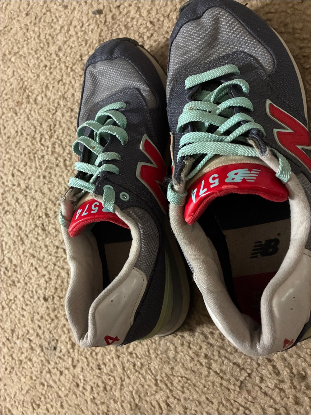 8.5 Balance women’s Gray and Red Sneakers with Mint Laces